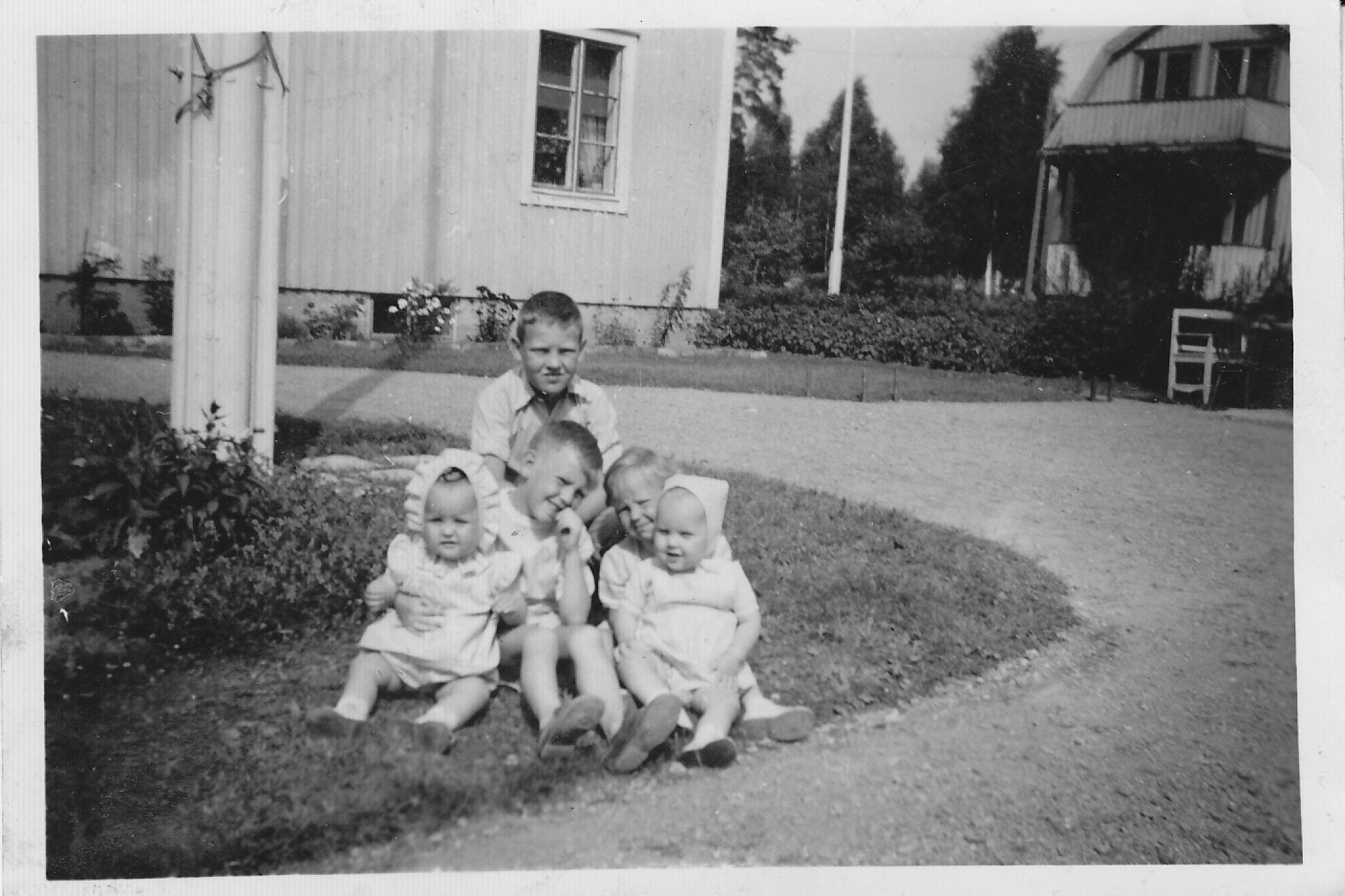 Na Foto: Os irmãos Bergwall. Sture Bergwall é o segundo da esquerda para direita. Créditos: Blog Bergwall