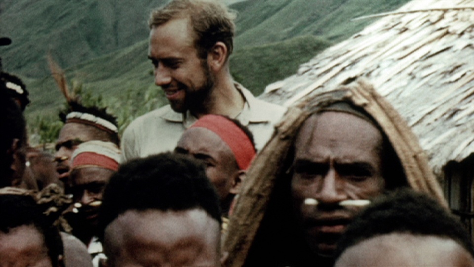 Michael Alpers em sua chegada na Papua Nova Guiné, em 1961.