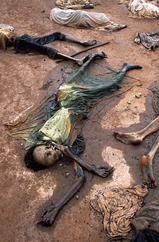 Horror - 20 Anos do Genocídio em Ruanda - Igreja