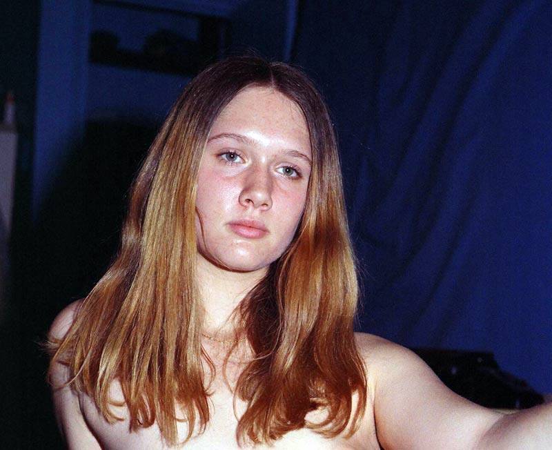 Na foto: Mulher desconhecida fotografada pelo serial killer Rodney Alcala. O assassino gostava de tirar fotos das mulheres de biquíni ou nuas. Créditos: Huntington Beach Police Department.