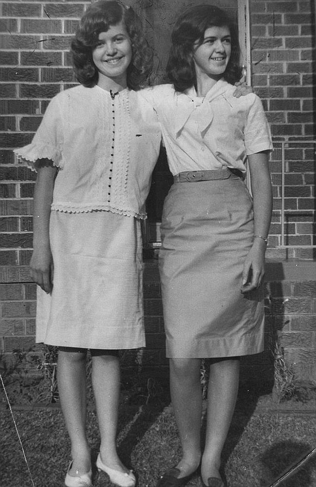 Marianne Schmidt e Christine Sharrock foram assassinadas em 11 de janeiro de 1965 em uma praia de Sydney, Austrália. Cinquenta e três anos depois o assassinato das amigas continua sem solução. 